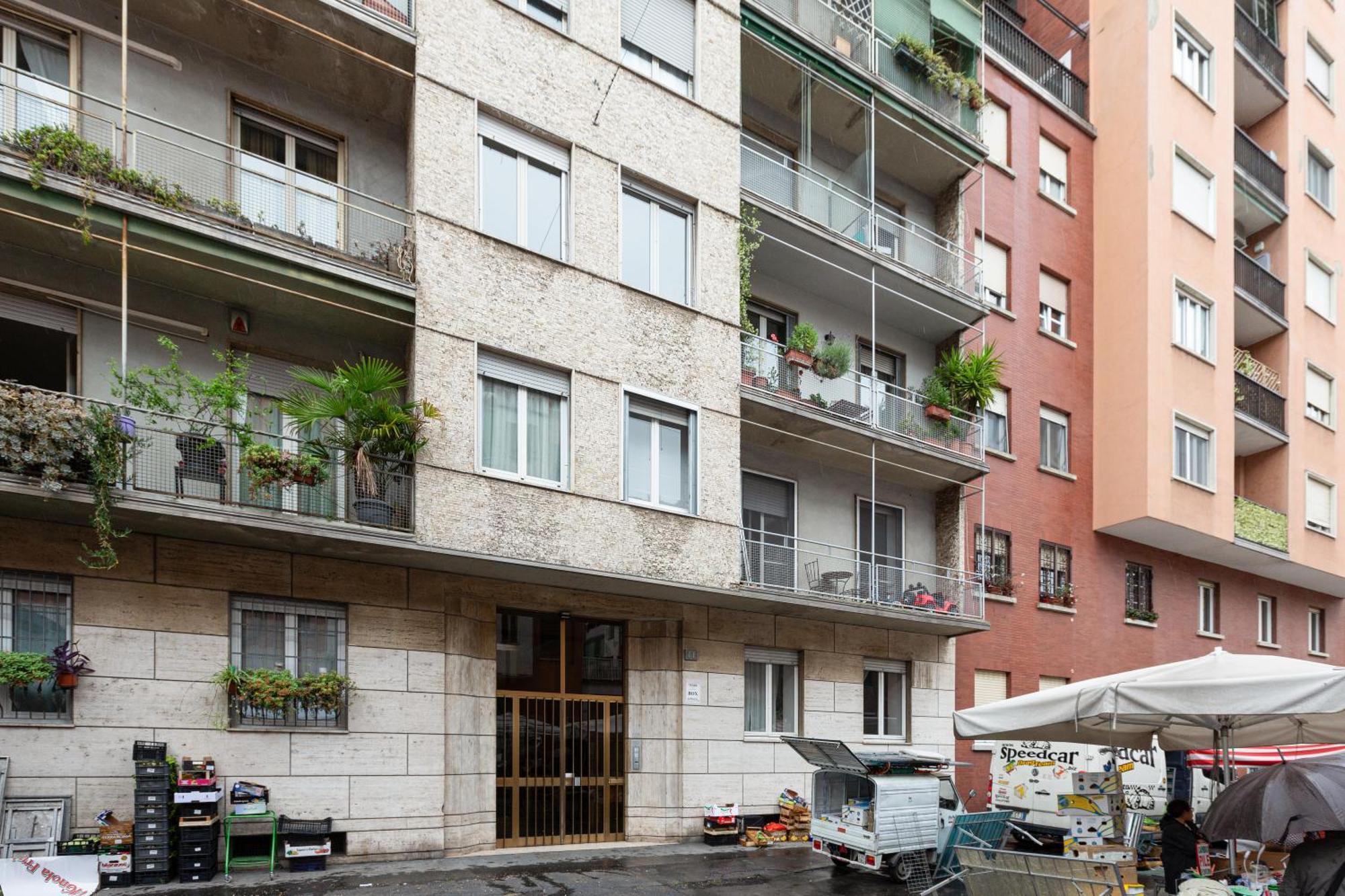 Bright Apartment Milan- Citta Studi With Balcony Exterior photo